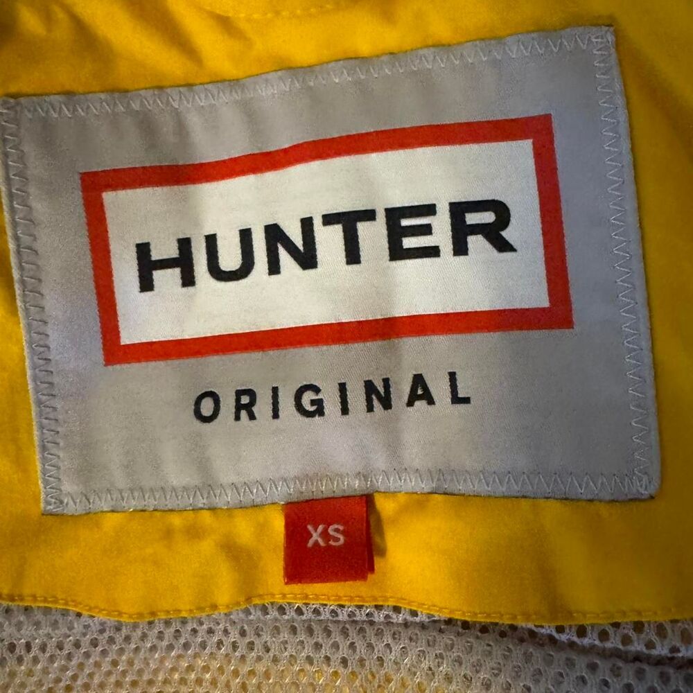 Hunter Yellow Hooded Utility Rain Jacket - Picture 6 of 13
